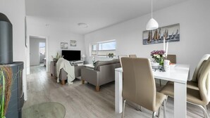 Smart-TV og peis