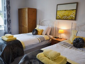 2 bedrooms, free WiFi - 2 bedroom accommodation in Embleton, near Alnwick (Embleton, near Alnwick)