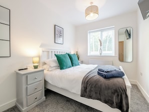 3 bedrooms, free WiFi, bed sheets