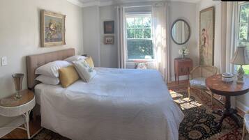 1 chambre, bureau, fer et planche à repasser, Wi-Fi