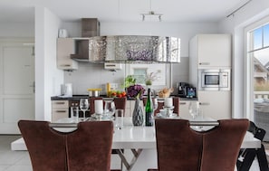 Fridge, microwave, oven, dishwasher - Stunning home in Olpenitz with sauna (Olpenitz)