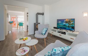 TV, lareira, DVD player