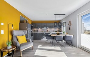 Fridge, microwave, oven, stovetop - Gorgeous apartment in Olpenitz (Olpenitz)