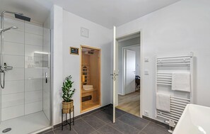 Douche, séchoir à cheveux