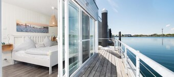 Beach front ship in Olpenitz with sauna