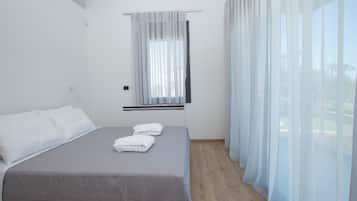 Soundproofing, iron/ironing board, free WiFi