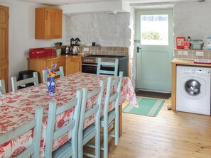 Dishwasher, high chair