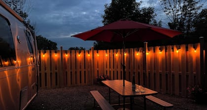 Sip & Soak: Airstream Glamping, Hot Tub On Seneca Wine Trail
