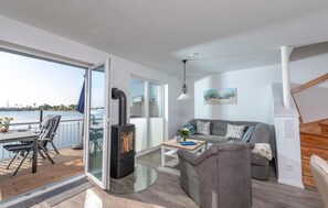 Smart TV, fireplace, stereo - Awesome home in Olpenitz with sauna (Olpenitz)