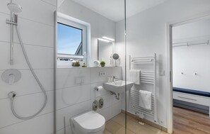 Regadera y secadora de cabello 