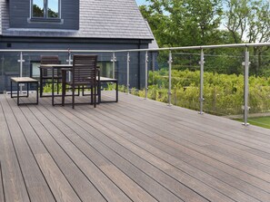 Unclassified image, 3 of 29, button