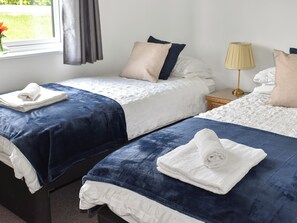 4 bedrooms, free WiFi, bed sheets