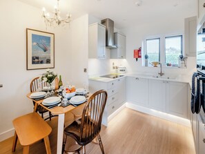 Dishwasher - Fair Isle Holiday Cottages - Fastnet (Near Newport)
