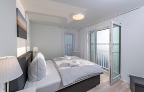 2 soverom, strykejern/-brett, reiseseng for barn og wi-fi (inkludert)