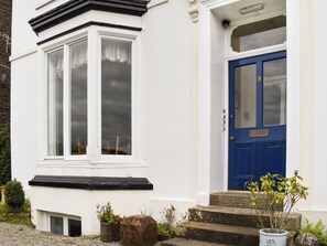 تفاصيل الفندق من الخارج