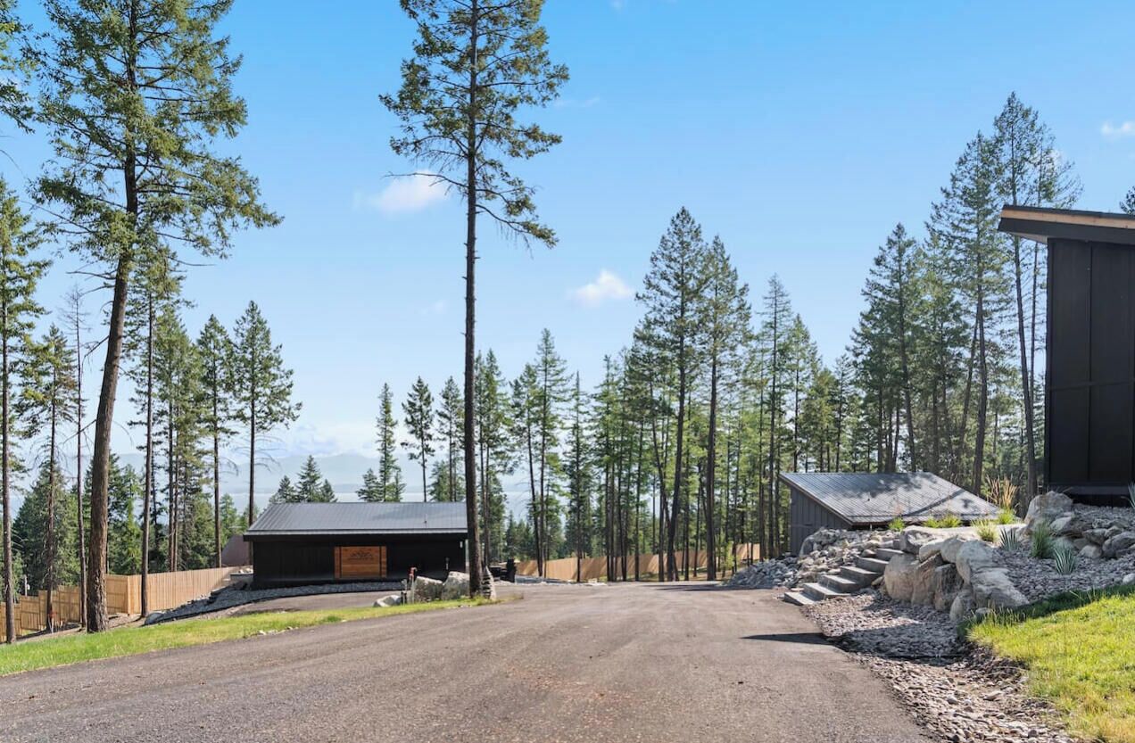 المنطقة المحيطة بالمنشأة