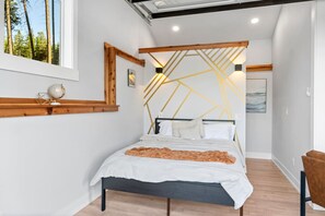 7 Schlafzimmer, Schreibtisch, Bügeleisen/Bügelbrett, WLAN