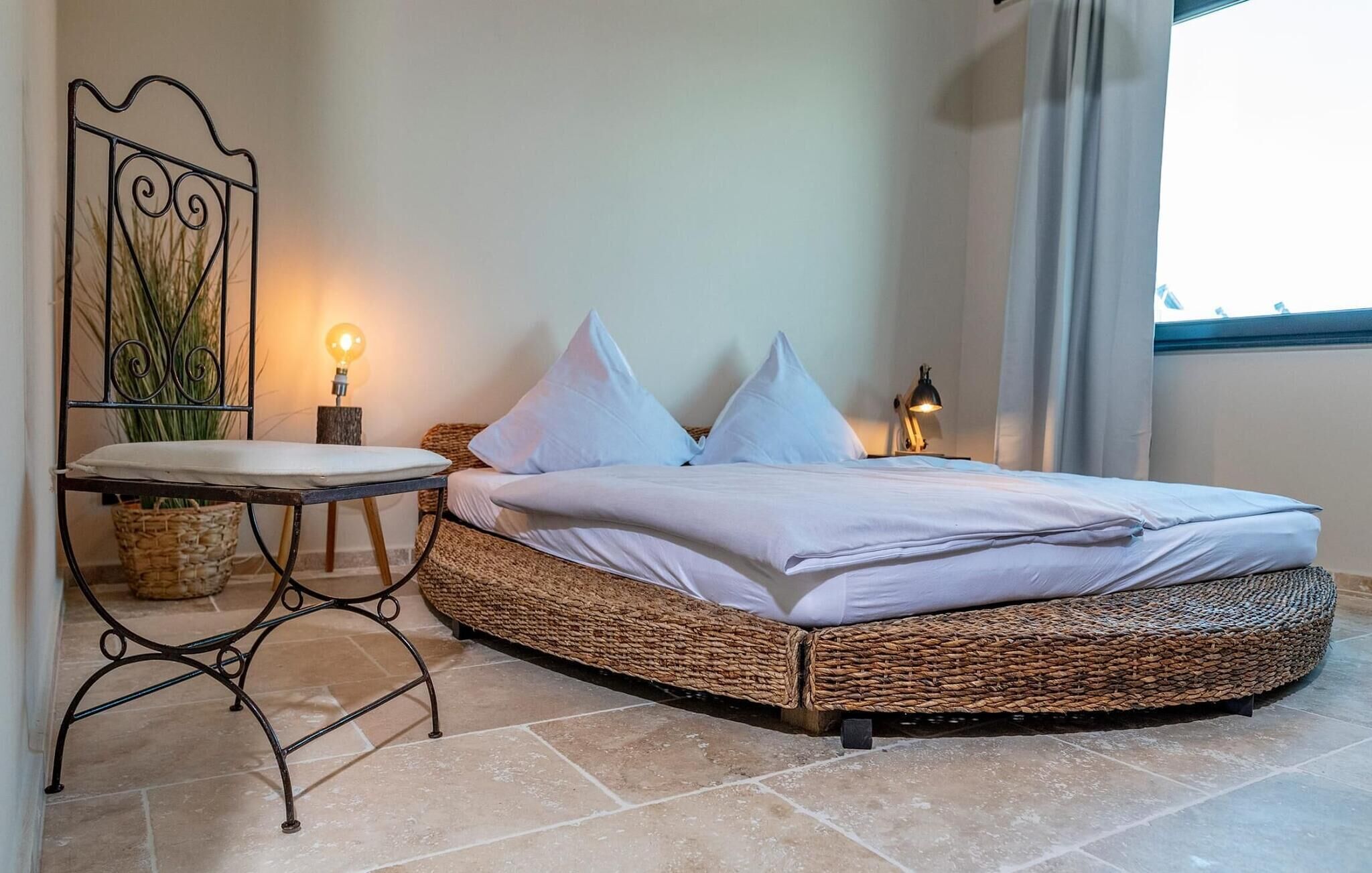 3 bedrooms, iron/ironing board, travel crib, WiFi (free)