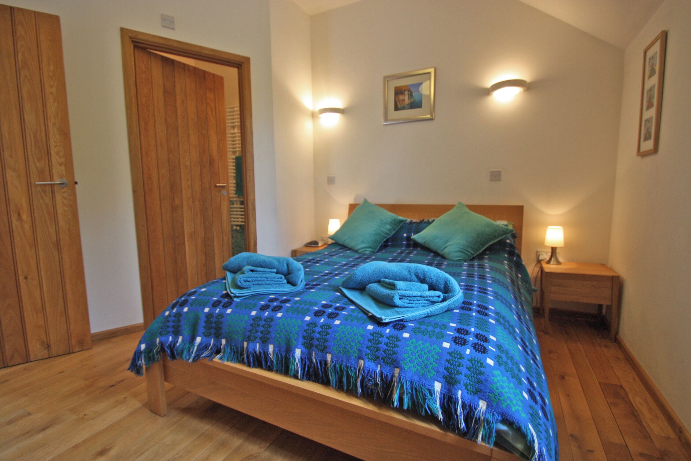 4 bedrooms, free WiFi, bed sheets