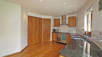 Dishwasher, high chair