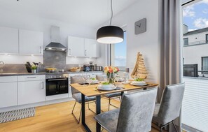 Fridge, oven, stovetop, dishwasher - 2 bedroom nice apartment in Olpenitz (Olpenitz)