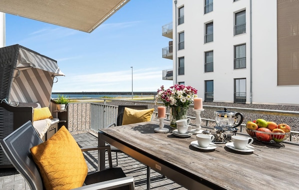 Outdoor dining - Awesome apartment in Olpenitz (Olpenitz)