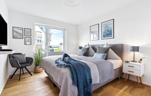 2 chambres, fer et planche à repasser, lit parapluie, Wi-Fi gratuit