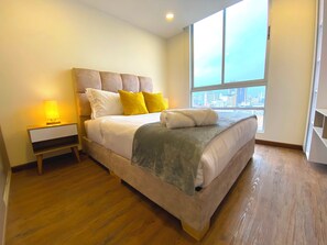 2 slaapkamers, een strijkplank/strijkijzer, wifi, beddengoed