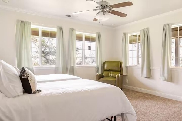 3 camere, Wi-Fi, lenzuola