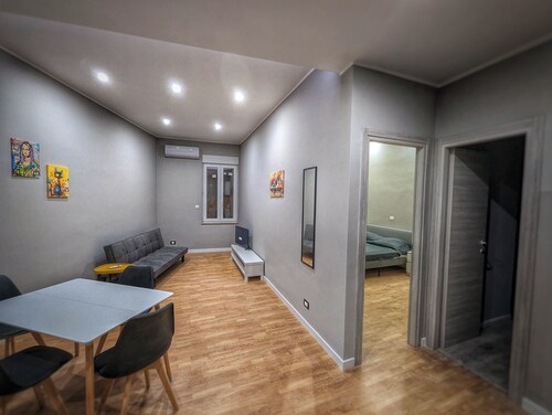 Palm Residence - 201 - Exclusive Apartment with Balcony and Kitchen