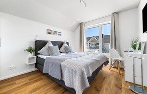 2 soverom, strykejern/-brett, reiseseng for barn og wi-fi (inkludert)