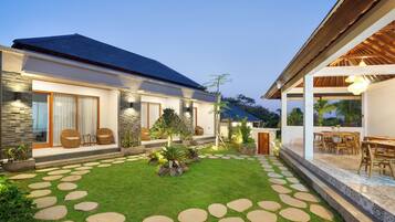 Double Room | Meja, Wi-fi percuma