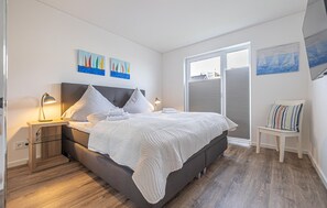 2 soverom, strykejern/-brett, reiseseng for barn og wi-fi (inkludert)