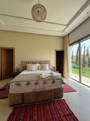 7 habitaciones, cuna de viaje, wifi y ropa de cama 