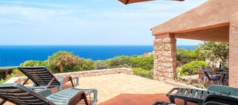 Holiday Home 'Villa Elena' with Sea View, Private Terrace and Air Conditioning