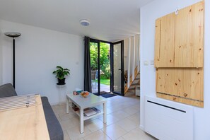 Interior - Apartment 'Loc Ty Home' with Private Terrace, Private Garden and Wi-Fi (Soustons)