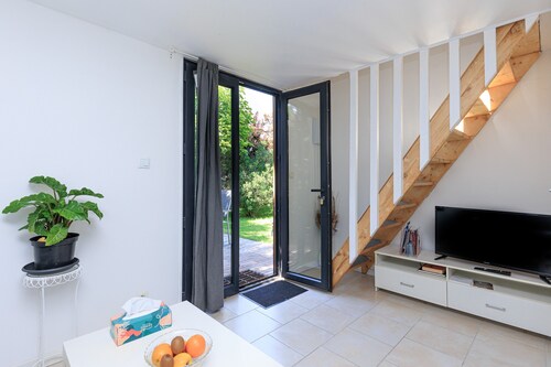 Appartement "Loc Ty Home" avec terrasse privée, jardin privé et Wi-Fi