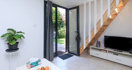 Appartement "Loc Ty Home" avec terrasse privée, jardin privé et Wi-Fi