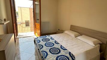 1 bedroom, free WiFi, bed sheets