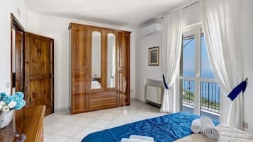 11 bedrooms, free WiFi, bed sheets