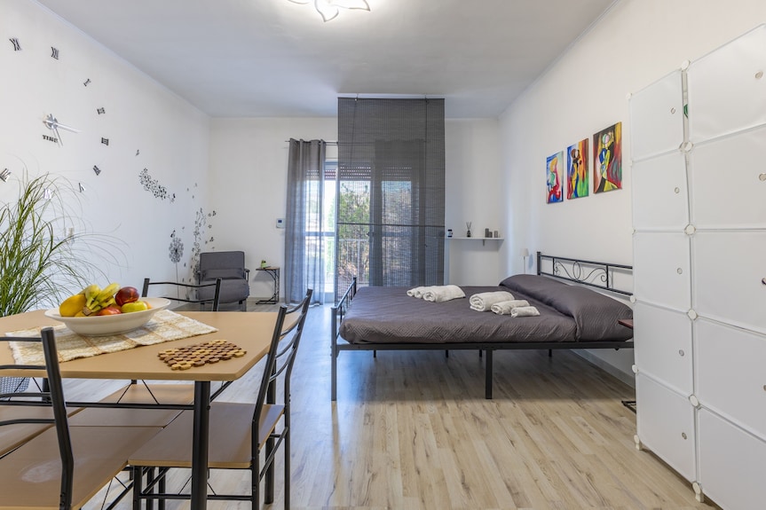Appartement 'Monolocale In Villa Con Piscina' Avec Vue Sur Les Montagnes, Piscine Partagée Et Wi-fi - Comiso
