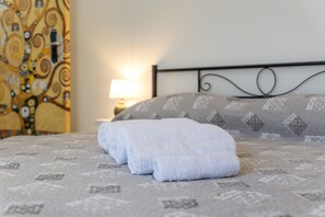 2 Schlafzimmer, Bügeleisen/Bügelbrett, kostenloses WLAN, Bettwäsche
