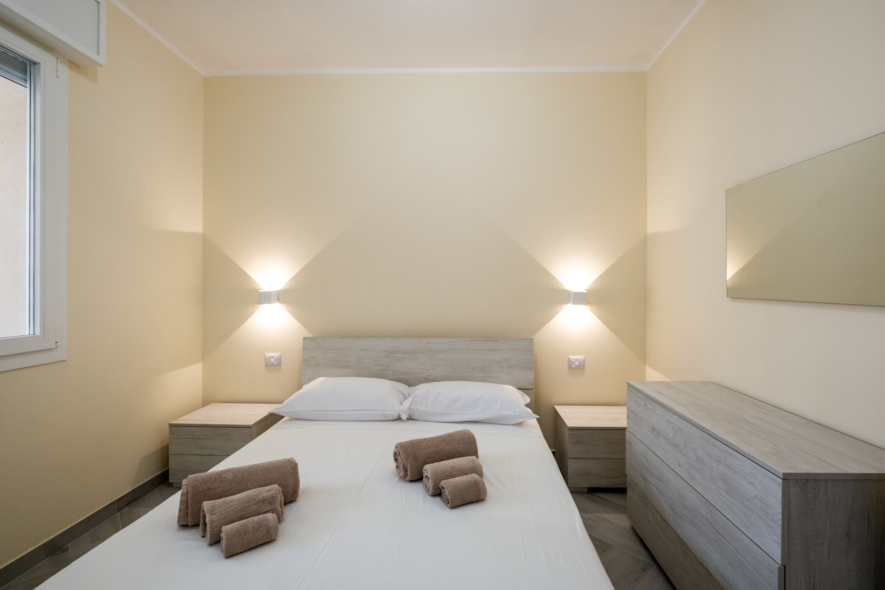 1 camera, Wi-Fi gratuito, lenzuola