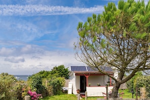 Exterior - Chalet 'Pointe Saint Gildas Face Mer' with Sea View, Private Terrace and Private Garden (Préfailles)