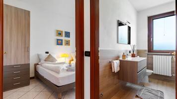 2 soveværelser, strygejern/strygebræt, gratis Wi-Fi, sengetøj