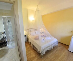 1 chambre, accès au Wi-Fi (inclus), literie fournie