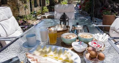 Maison d'hÎtes 'Adamantia D1' avec terrasse partagée, Wi-Fi et climatisation