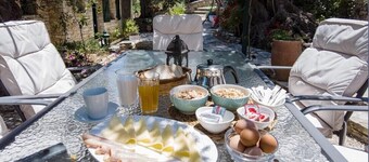 Guest House 'Adamantia D1' with Shared Terrace, Wi-Fi and Air Conditioning