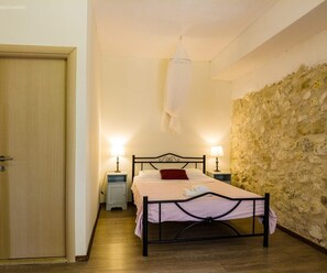 1 dormitorio, wifi gratis, ropa de cama