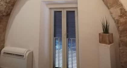 Apartment 'Appartamento Luxury - Mare' with Sea View and Air Conditioning